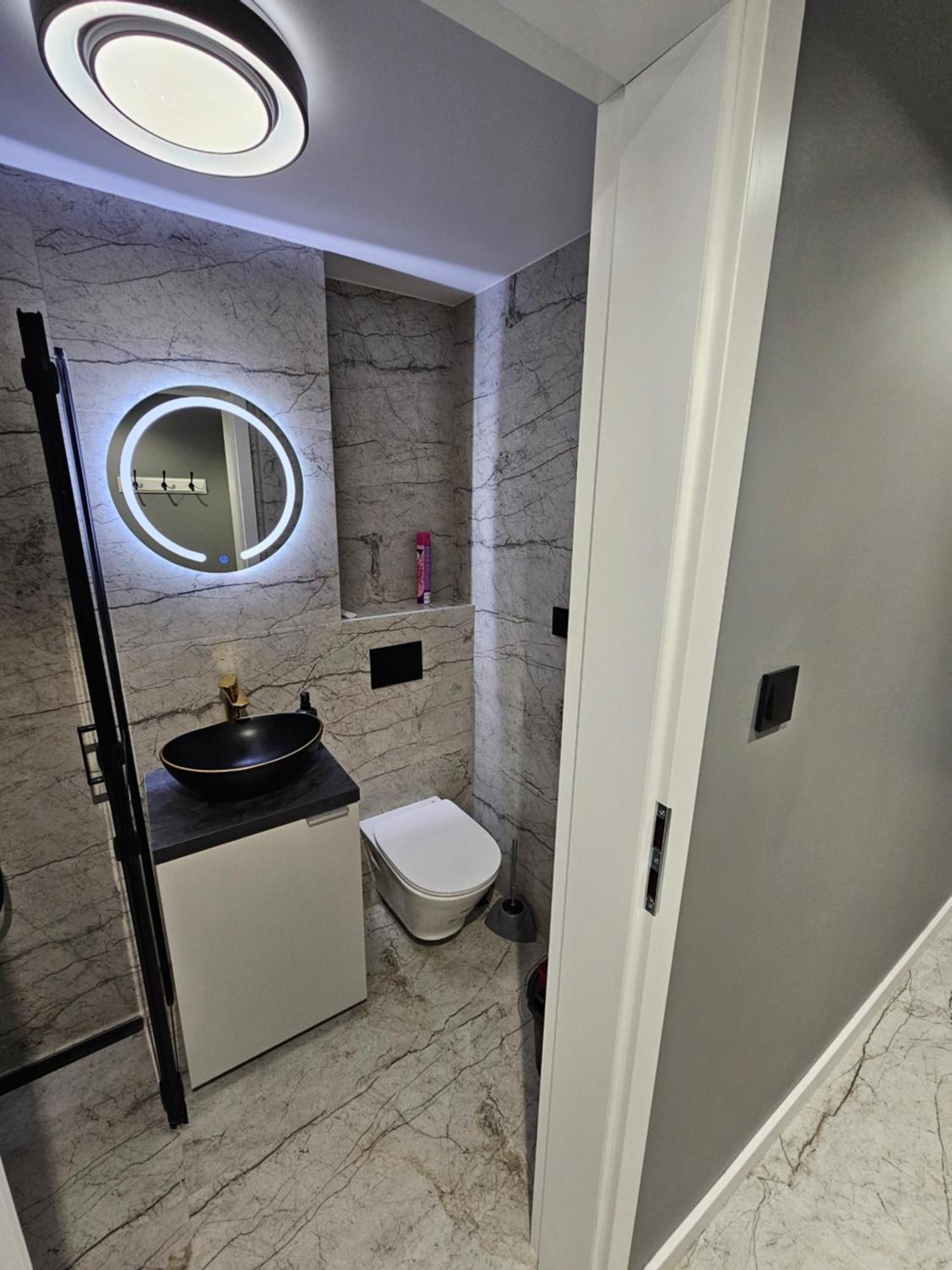 Apartament Z Jacuzzi Klimatyzacja Prywatny Parking Radom Exterior foto