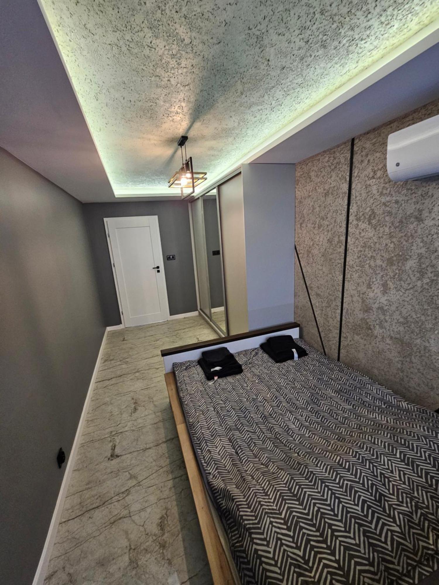 Apartament Z Jacuzzi Klimatyzacja Prywatny Parking Radom Exterior foto